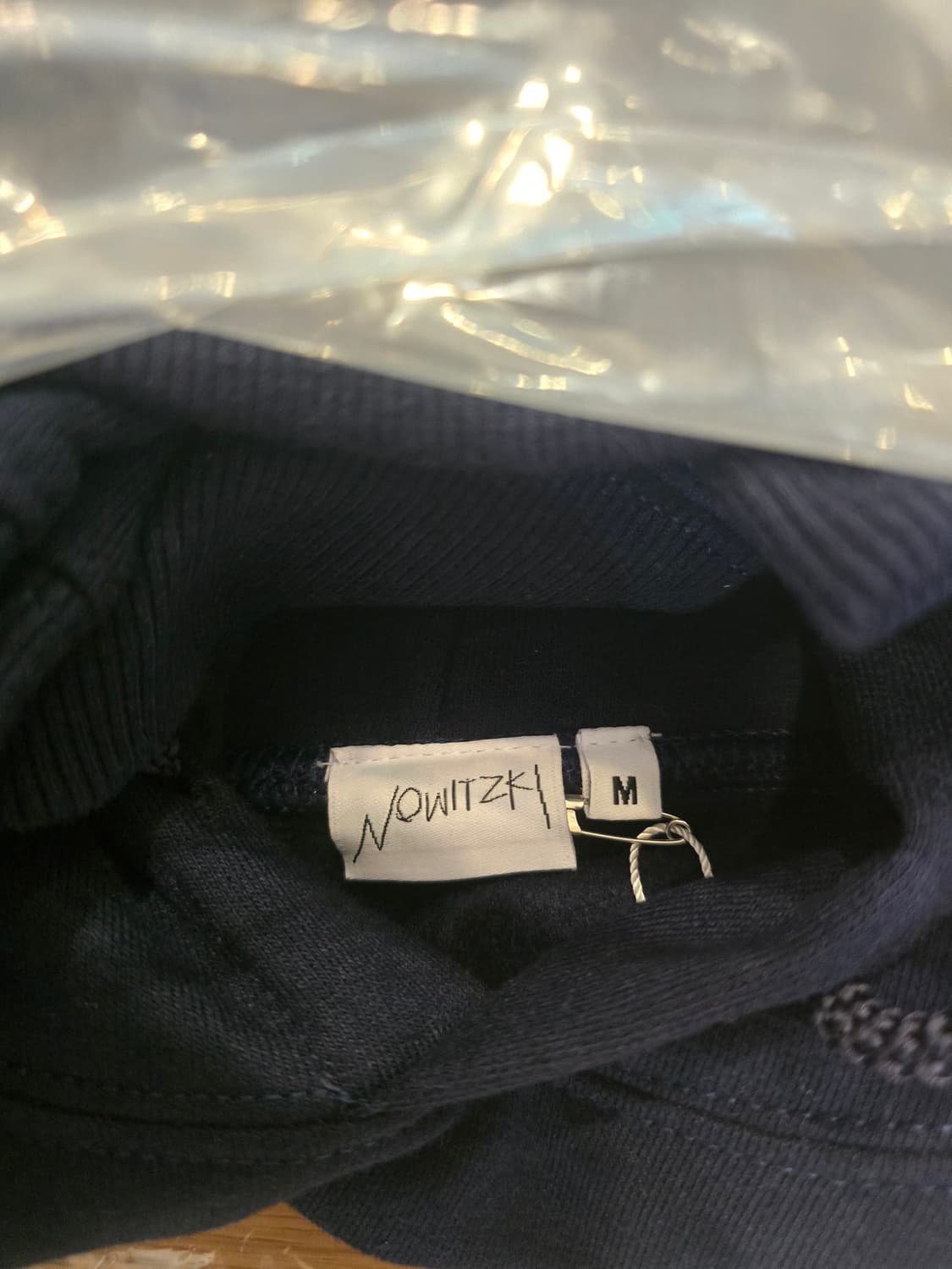 빈지노 노비츠키 나우 후드티 M사이즈 상품이미지2