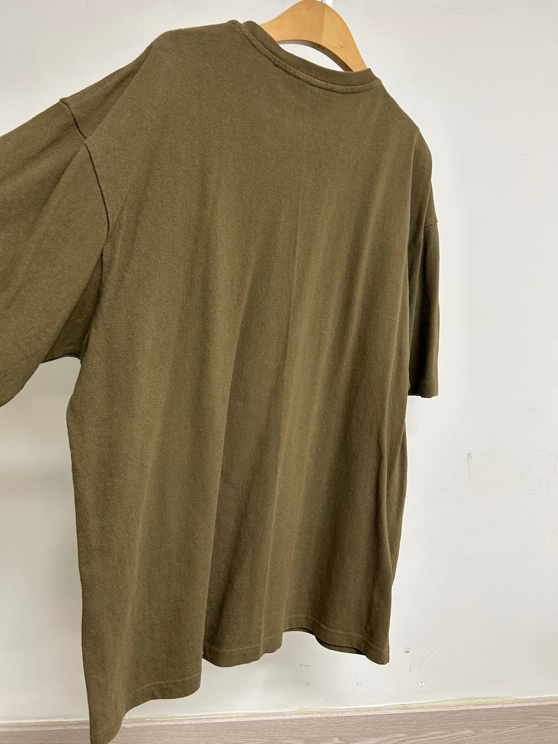 빈폴 스포츠 카키색 반팔 티셔츠 95 상품이미지3