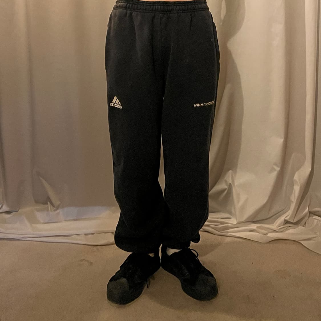 고샤 루브친스키 아디다스 트레이닝 조거팬츠 상품이미지2