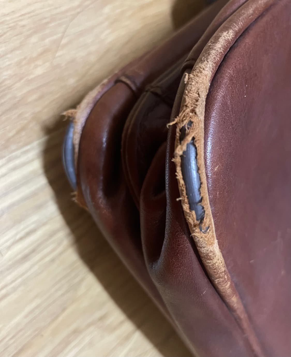 쌤소나이트 클래식 레더 크로스백 서류가방 상품이미지2