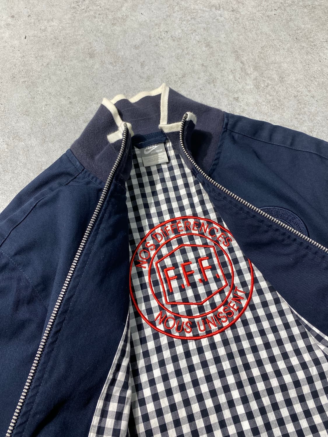 [L] Nike 나이키 F.F.F 프랑스 축구국대팀 집업 자켓 상품이미지6