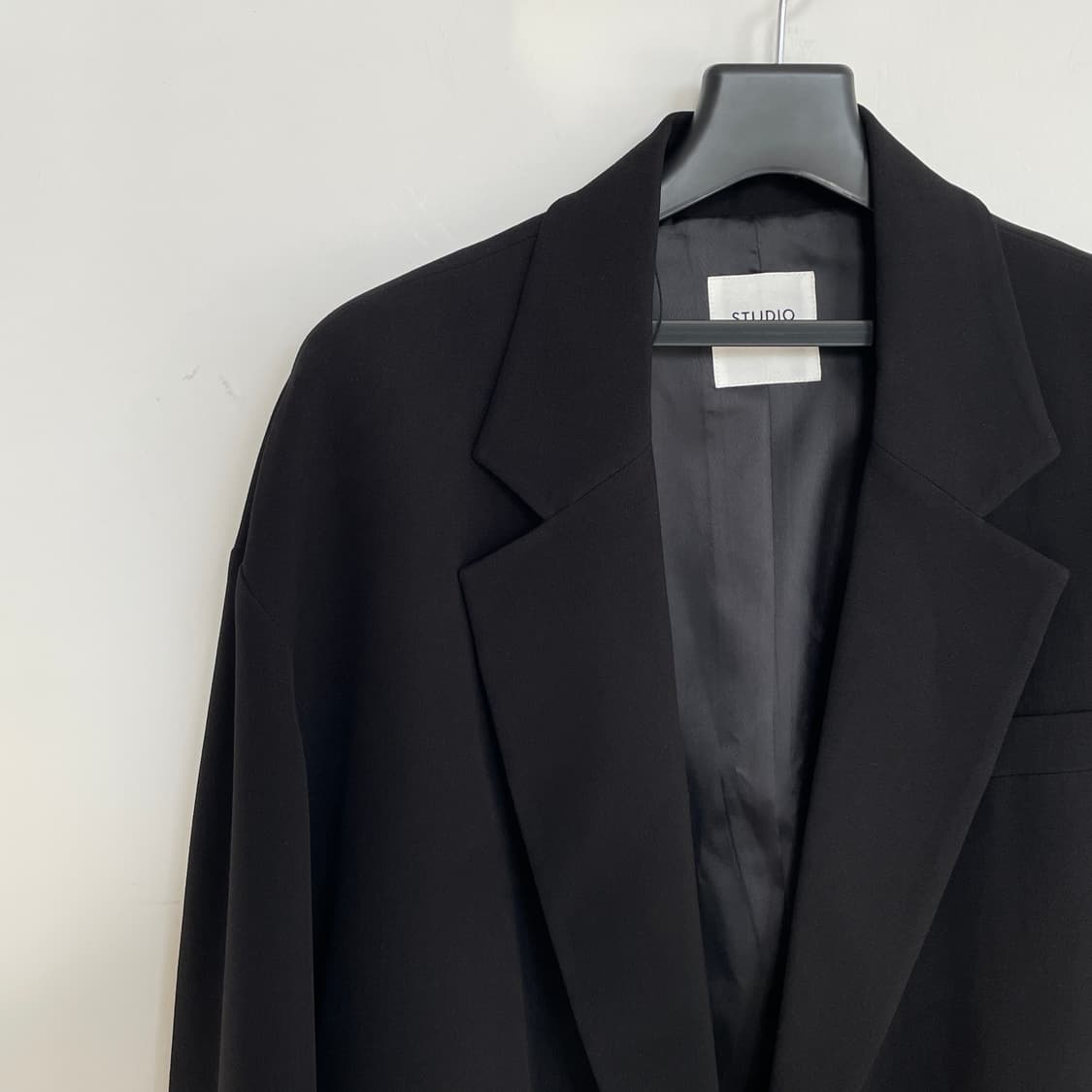 스튜디오톰보이 오버핏 블랙 블레이저 자켓 상품이미지3