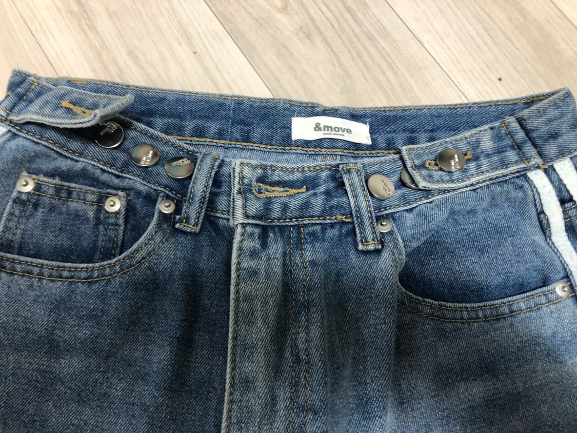 빈티지 오버핏 데님 / 옆단추로 사이즈 조절 가능 / 옆 세줄 포인트 상품이미지3