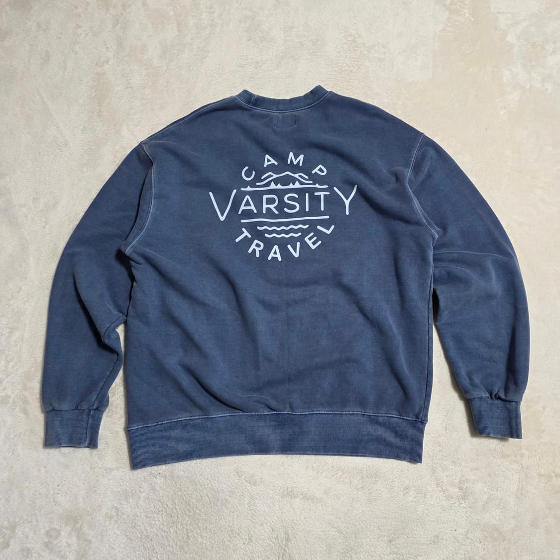 (XL)트래블 바시티 피그먼트 맨투맨 상품이미지3