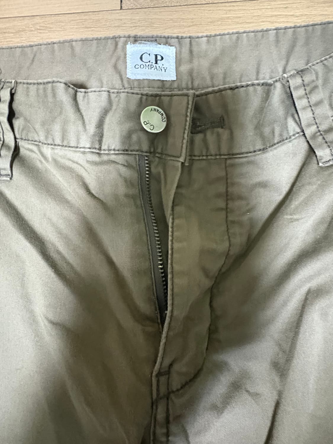 CP company 카고바지 카키 상품이미지2