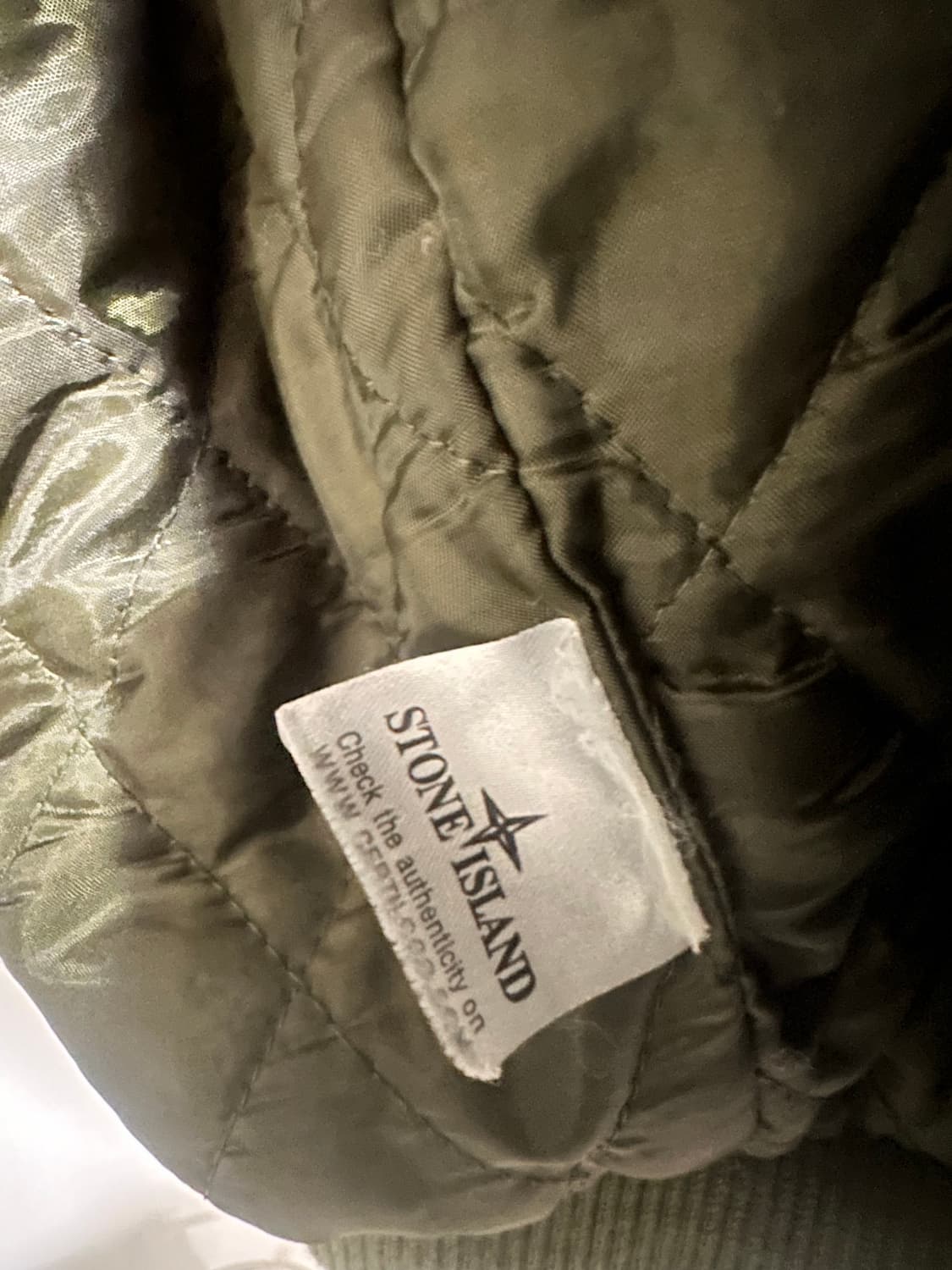 스톤아일랜드 카키 봄버 자켓 상품이미지3