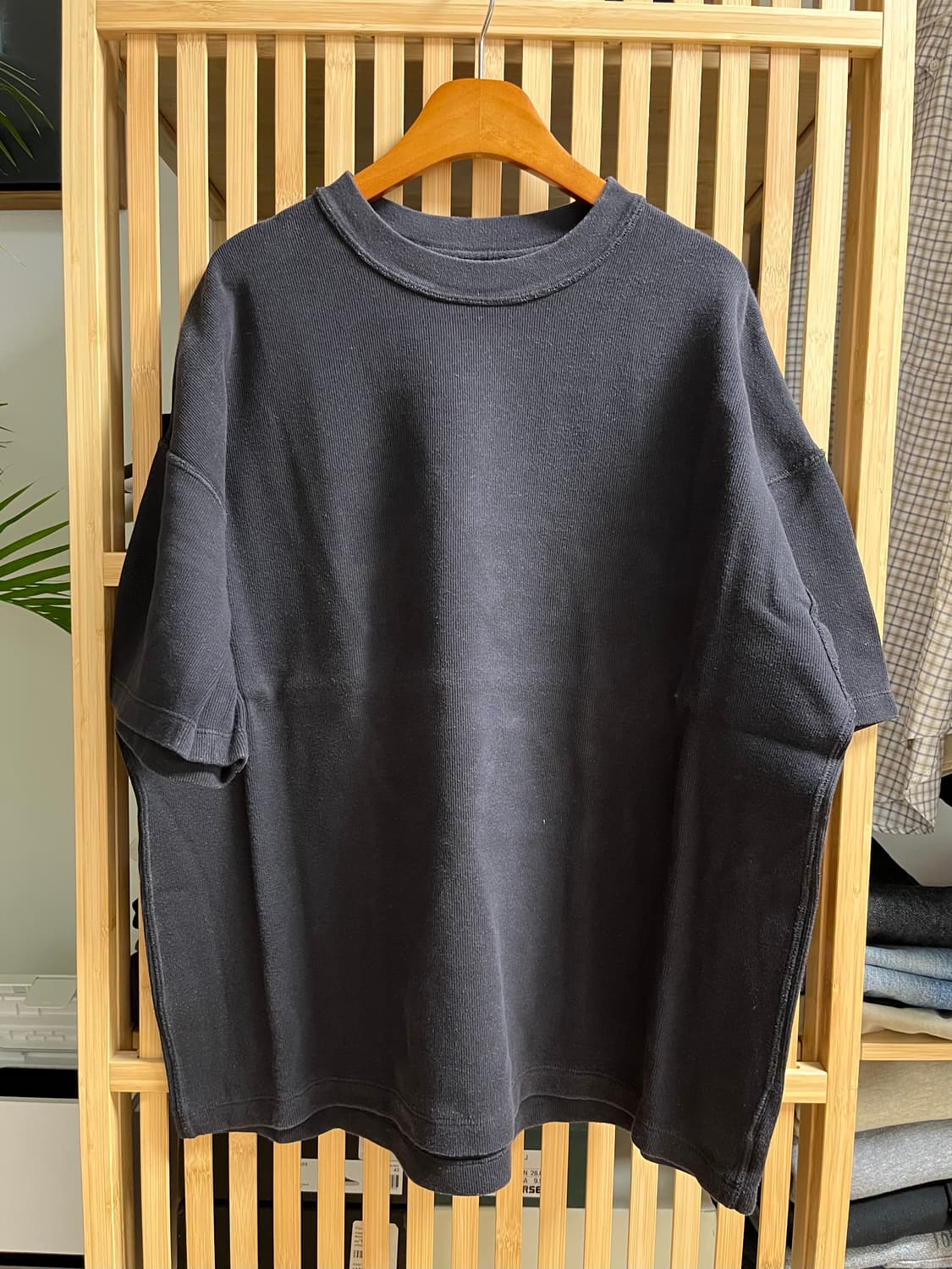 피어오브갓 5th 컬렉션 인사이드 아웃 티셔츠 블랙 상품이미지1