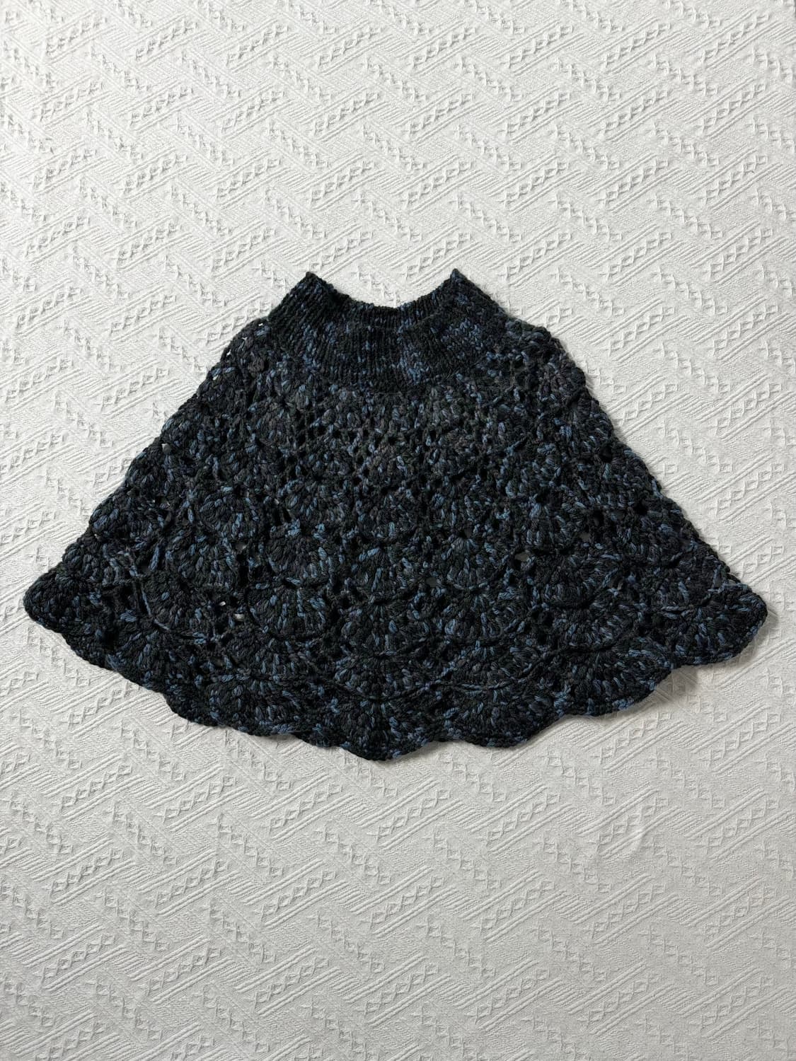 핸드메이드 하프 넥 니트 케이프 상품이미지4