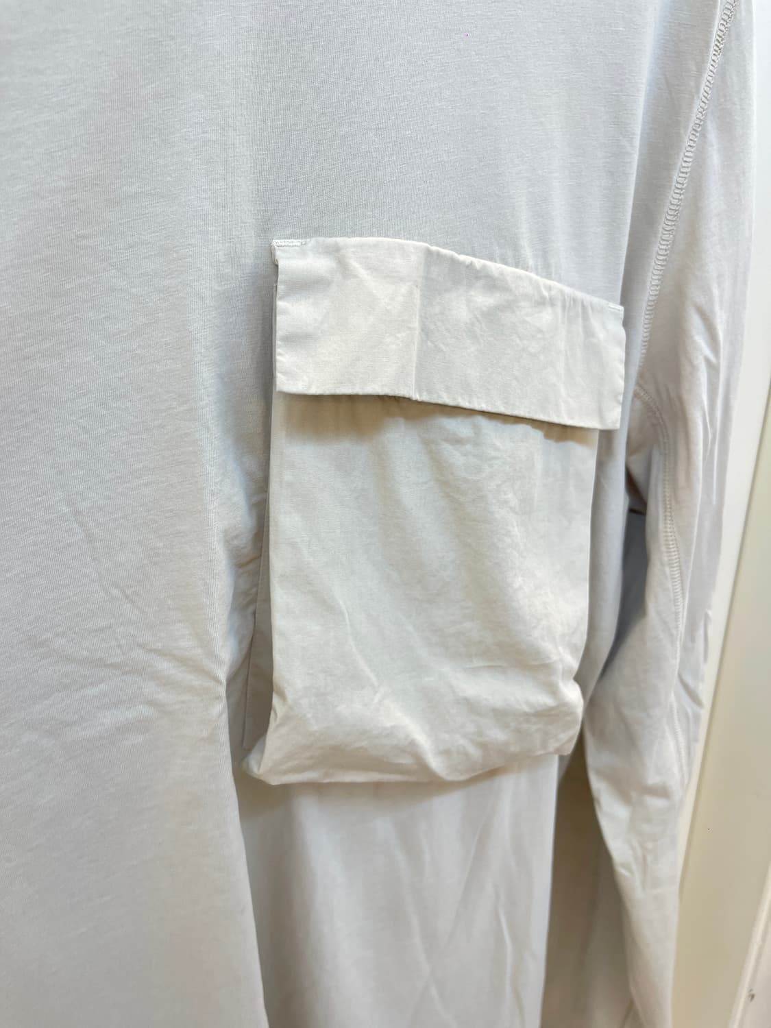 cos 포켓 롱슬리브 티셔츠 M사이즈 상품이미지4