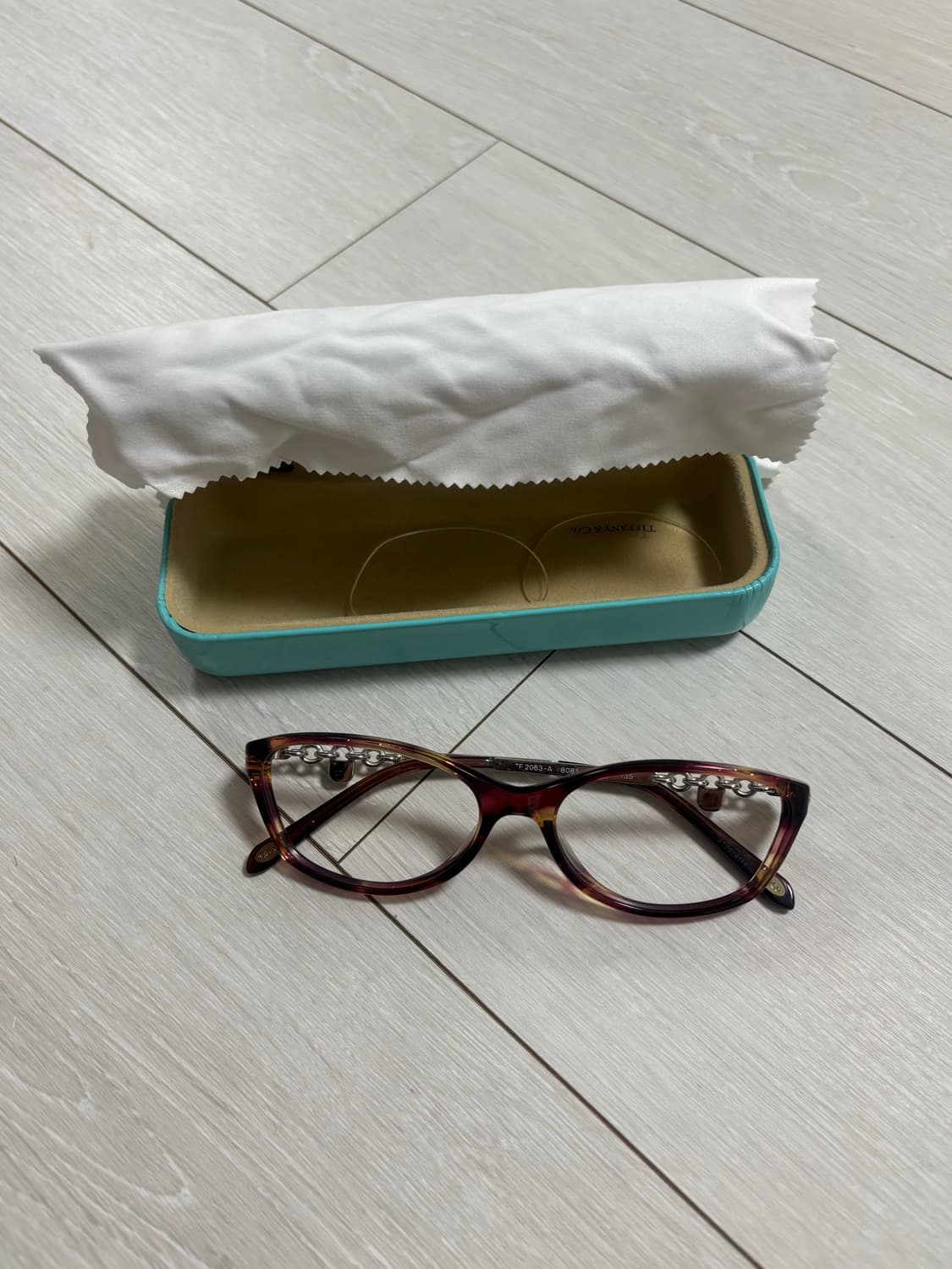 티파니앤코 안경테 상품이미지3