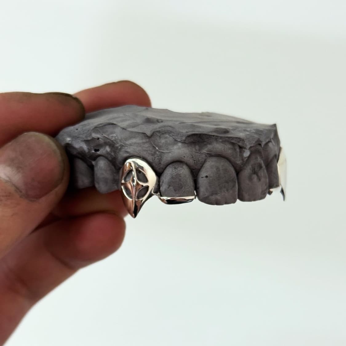 @smilewear_grillz 커스텀 그릴즈 상품이미지2