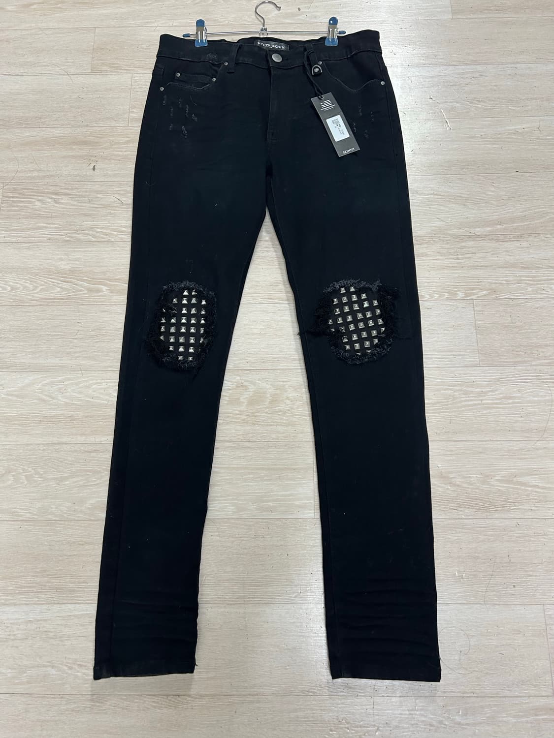 하이퍼데님 스터드 데님진 새상품 판매합니다 상품이미지1