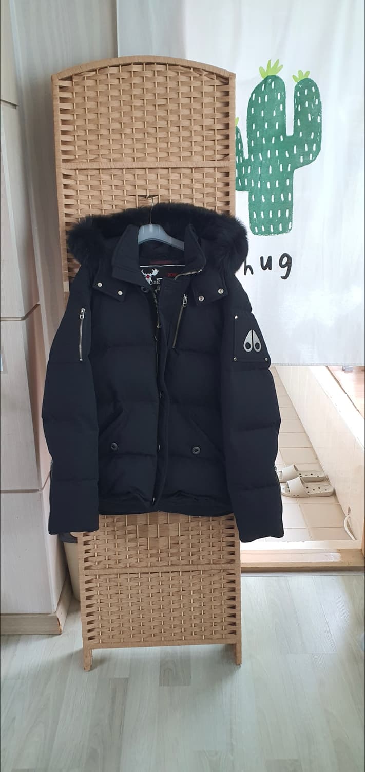 무스너클 쓰리쿼터 패딩 새상품급 정품 L(감정O) 상품이미지1