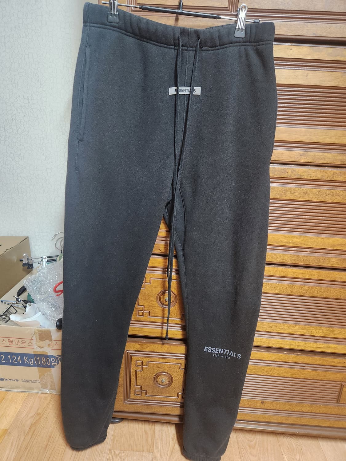 피어오브갓 에센셜 블랙 셋업 맨투맨 바지 상품이미지1