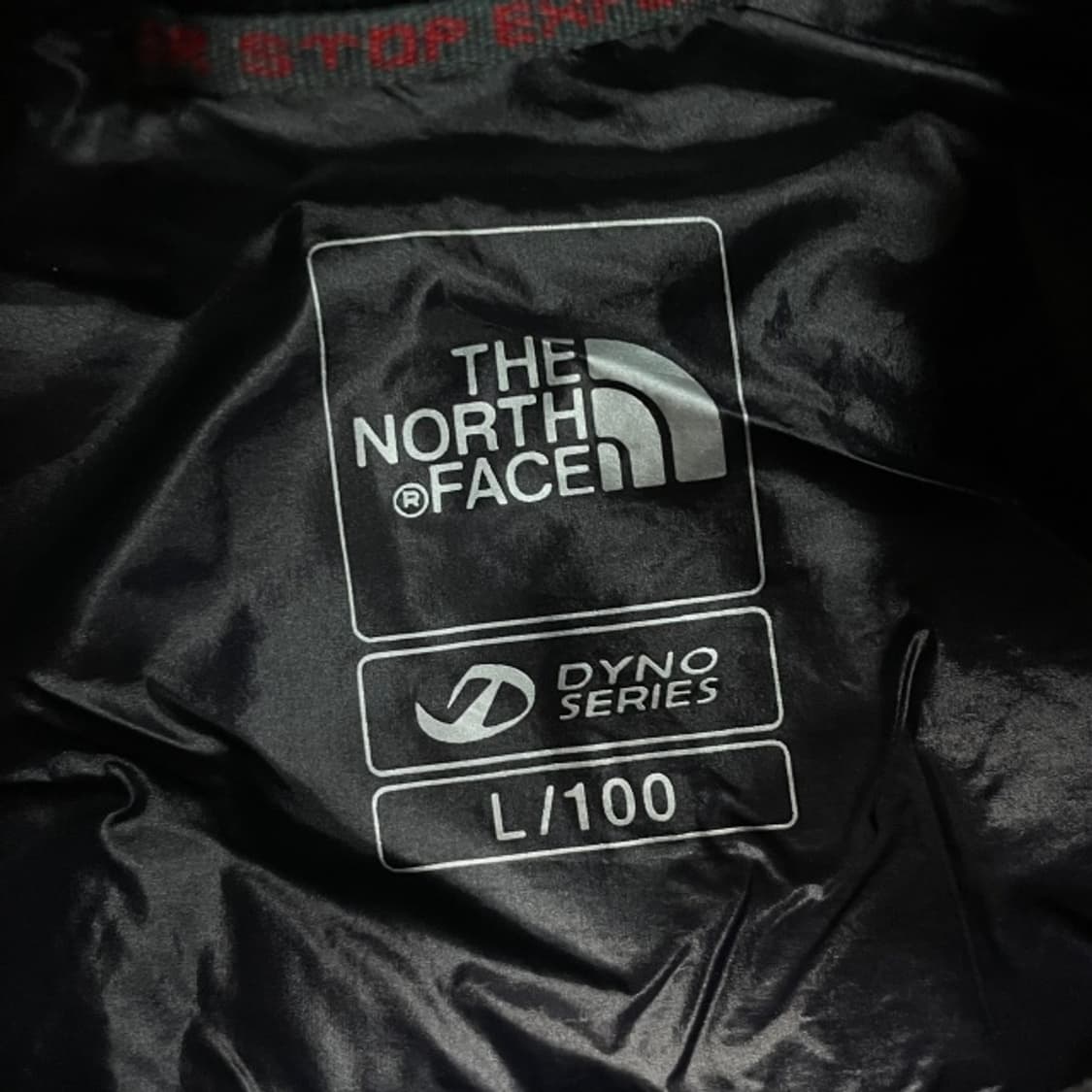 100 노스페이스 브이모션 방풍 패딩 상품이미지3