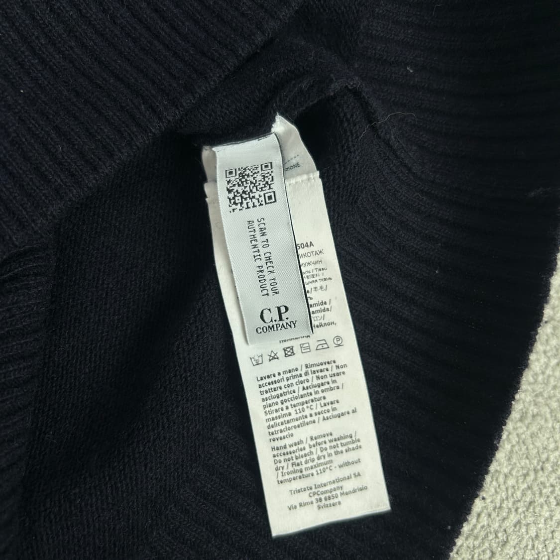 CP컴퍼니 목폴라 니트  상품이미지3