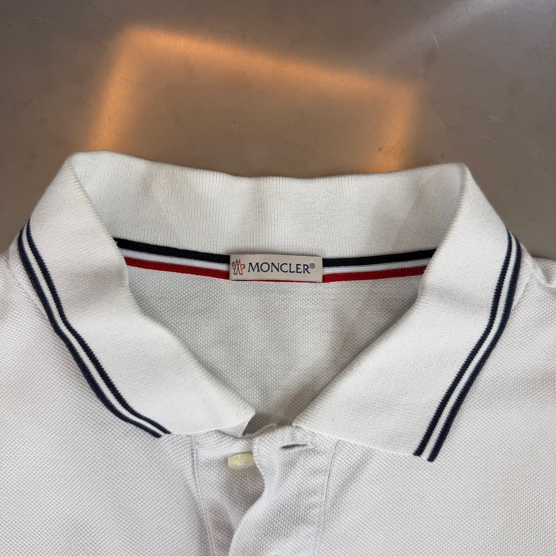 [리오브] 몽클레어 와펜 패치 카라티셔츠 상품이미지4