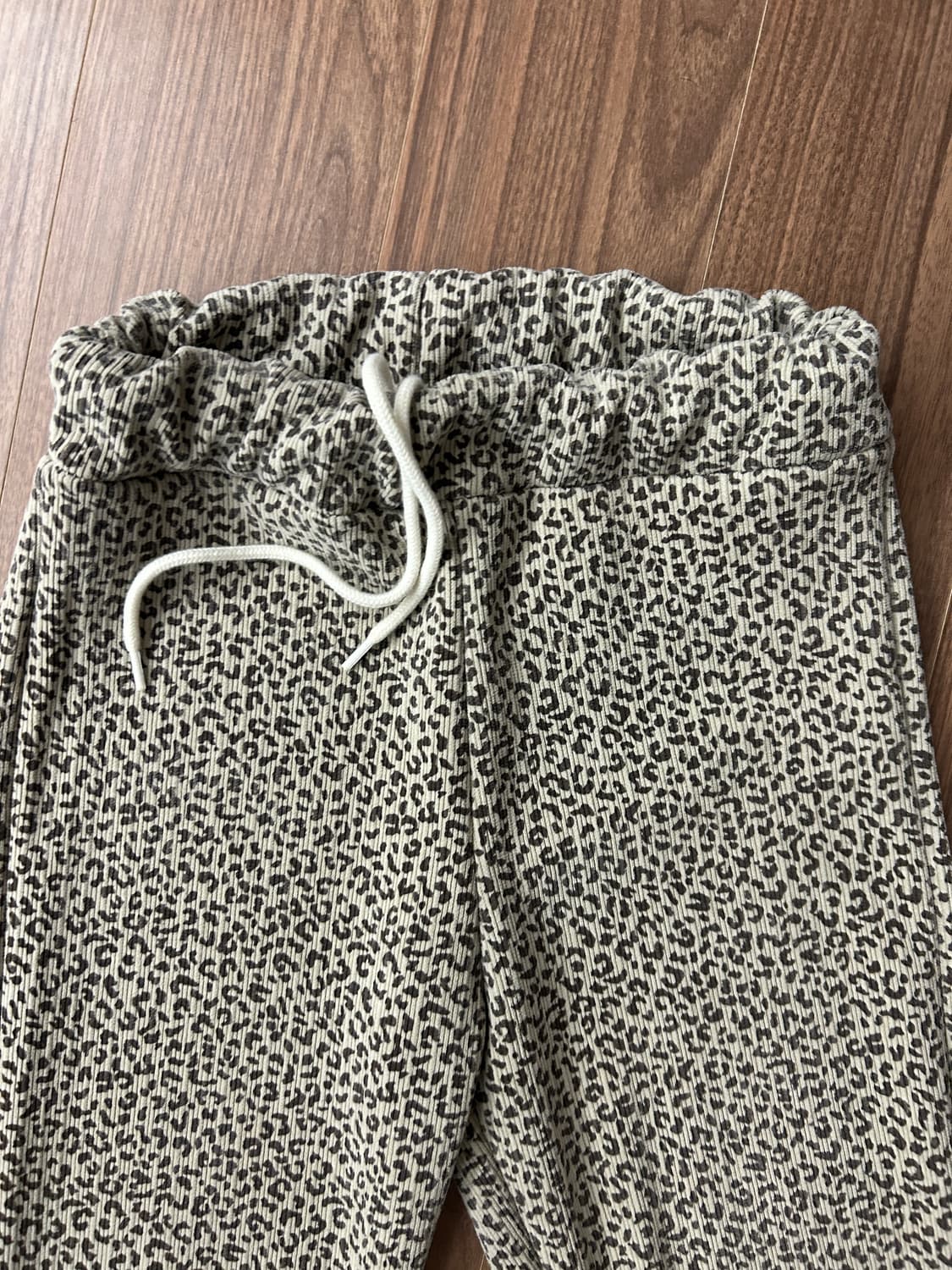 블랙업 호피부츠컷 팬츠 상품이미지2