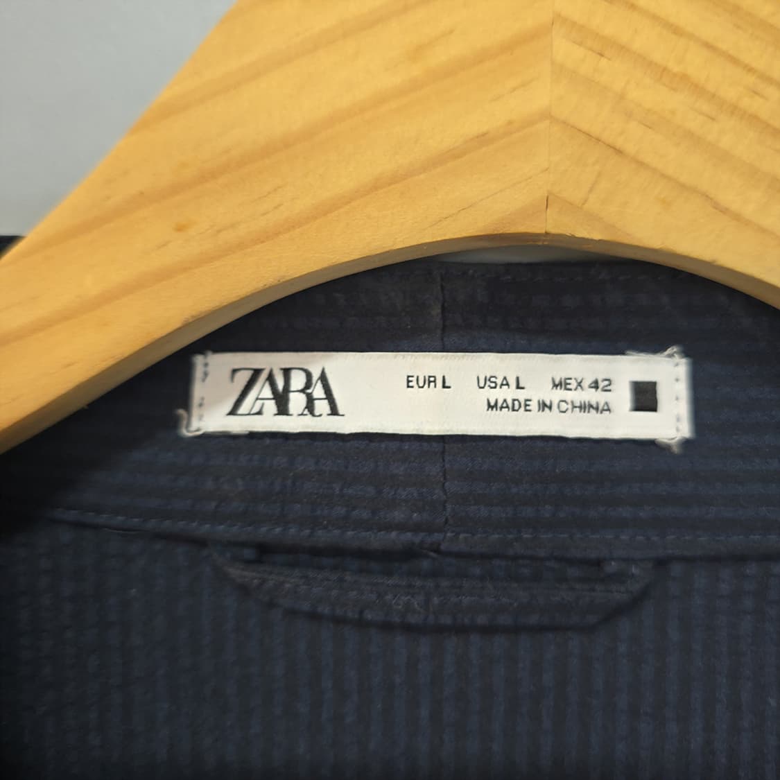 자라(ZARA) 노카라 엠보 자켓 L 상품이미지6