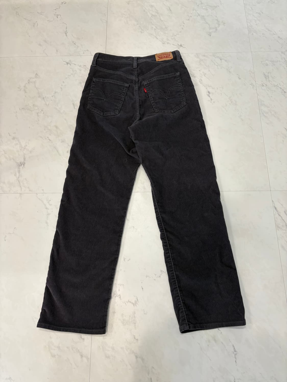 levis ribcage straight ankle 블랭크탭 코듀로이팬츠 상품이미지5