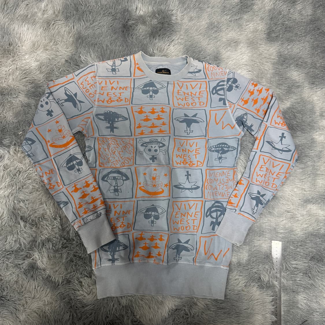 비비안웨스트우드 맨투맨 xs 사이즈 상품이미지1