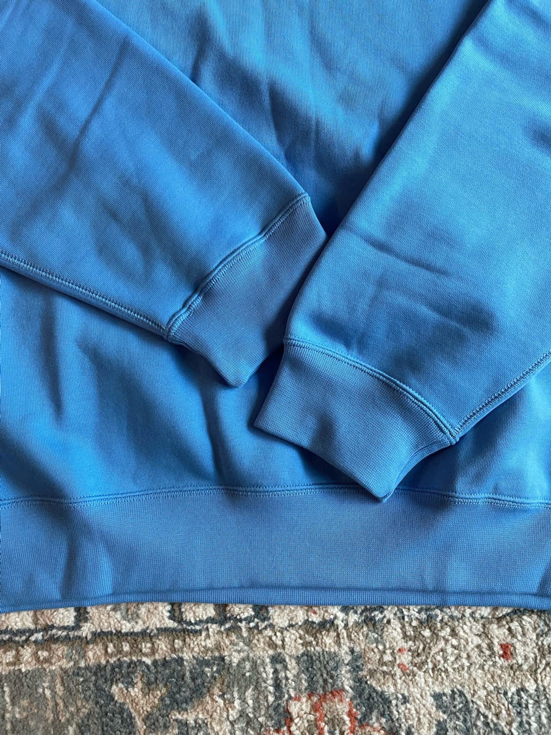 나이키 솔로 스우시  맨투맨 유니버시티 블루 (새제품. XXL) 상품이미지3