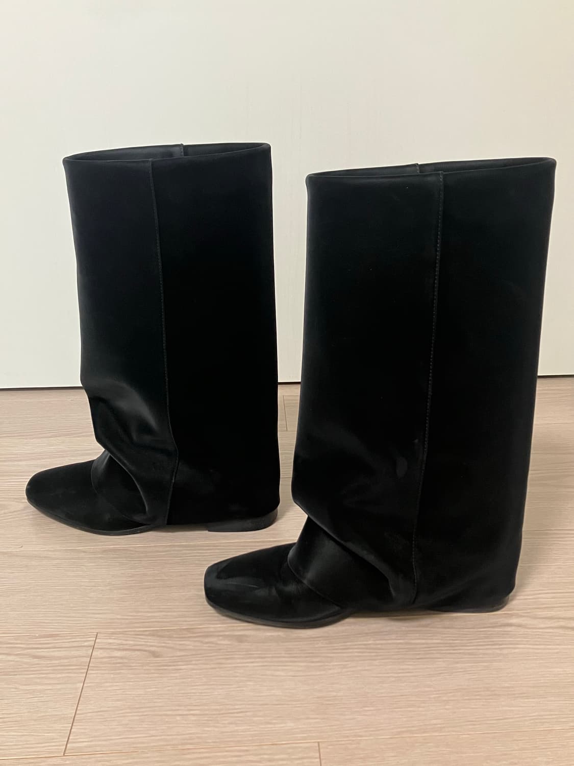 Wrinkle Leather Boots (Black) 상품이미지3