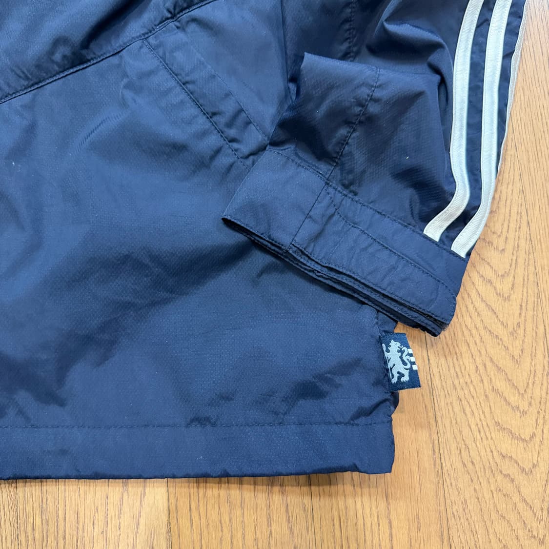 아디다스00‘s 올드스쿨 첼시 바람막이  상품이미지4