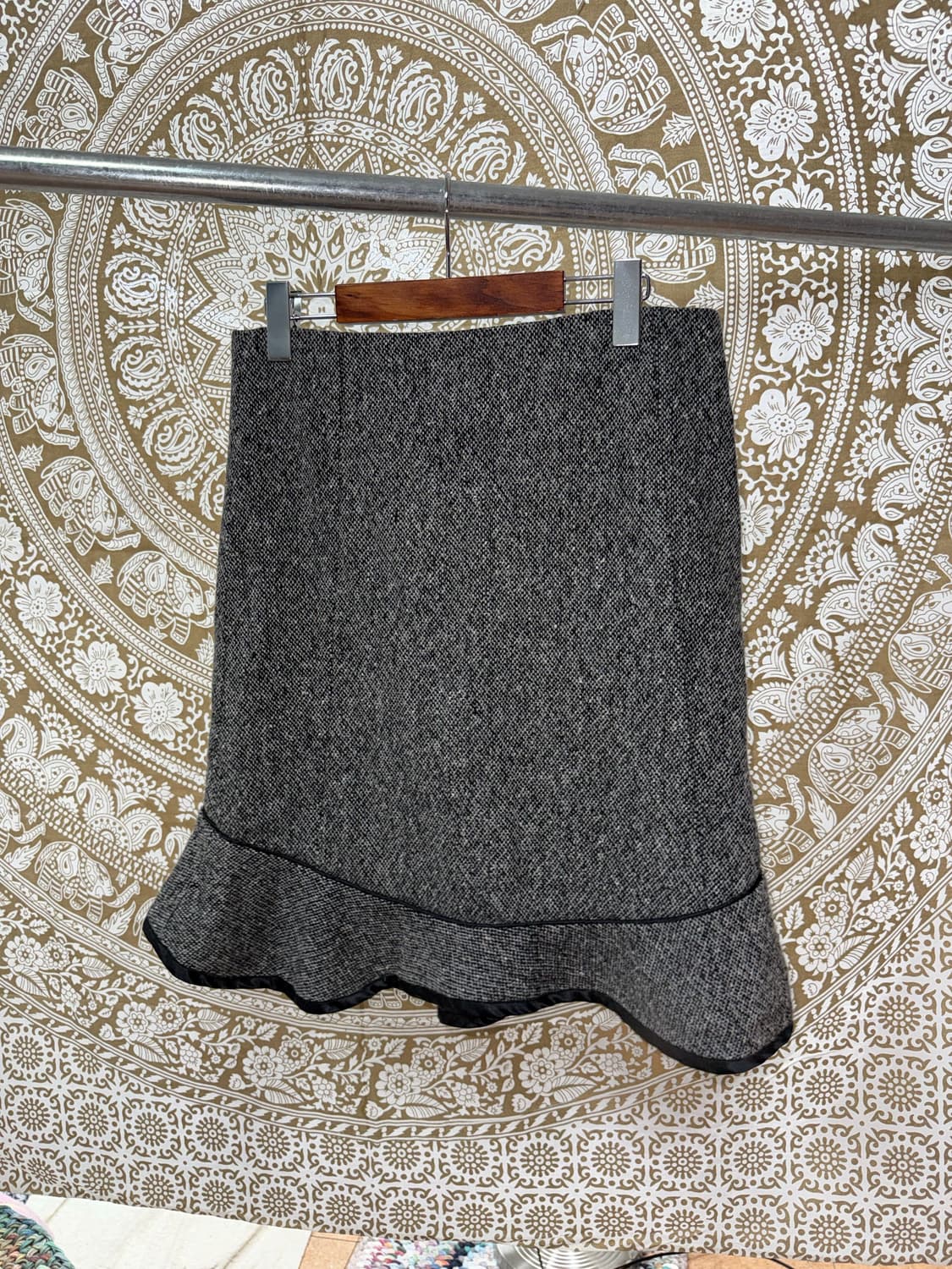 갭 여성 모직 미디스커트  상품이미지3