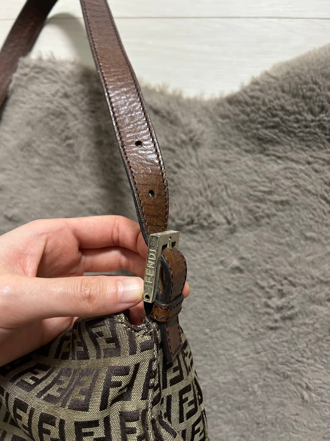 펜디 맘마 숄더백 상품이미지3