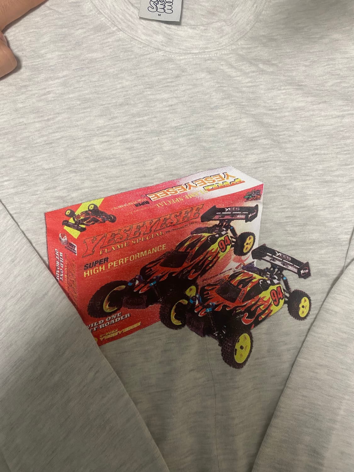 뉴진스 민지/하니 착용 예스아이씨 r.c car 롱슬리브 m 상품이미지3