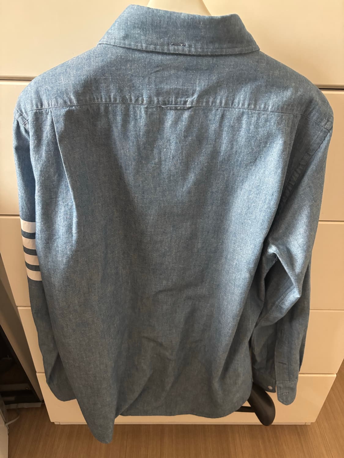 톰브라운 셔츠 상품이미지3