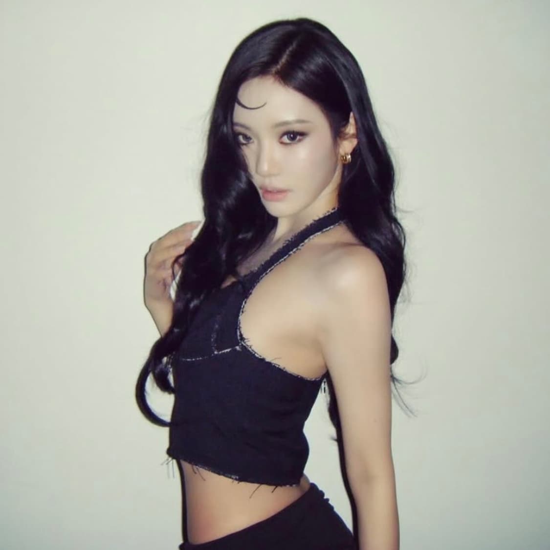 [8,10]슈슈통 26ss Halter 보우 홀터넥/네이비 상품이미지3