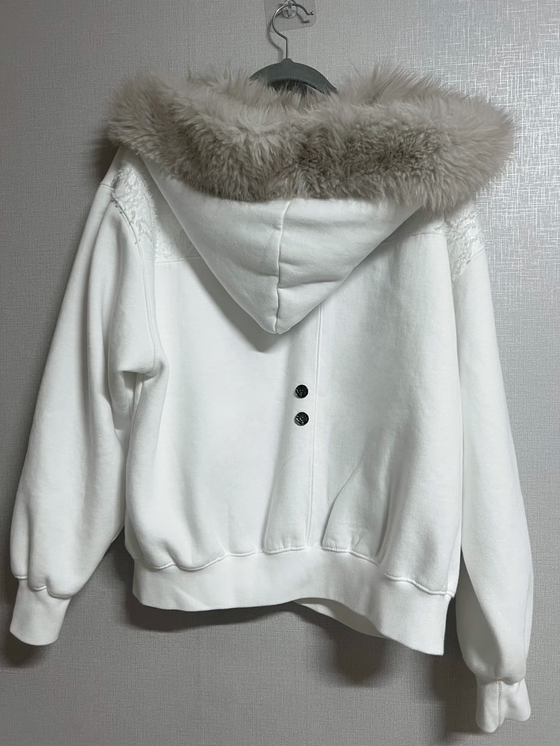 에트오소메 레이스 퍼 후드집업 상품이미지6