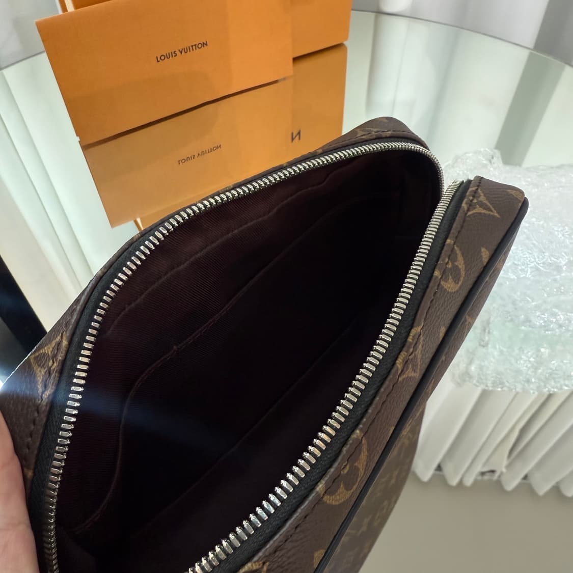 루이비통 모노그램 마카사르 카사이 토일렛백 클러치백 상품이미지6