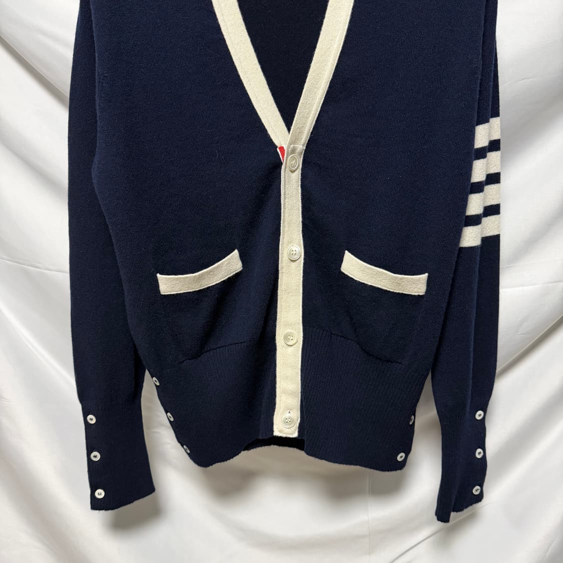 [S+급/3] 톰브라운 사선완장 캐시미어 가디건 상품이미지3