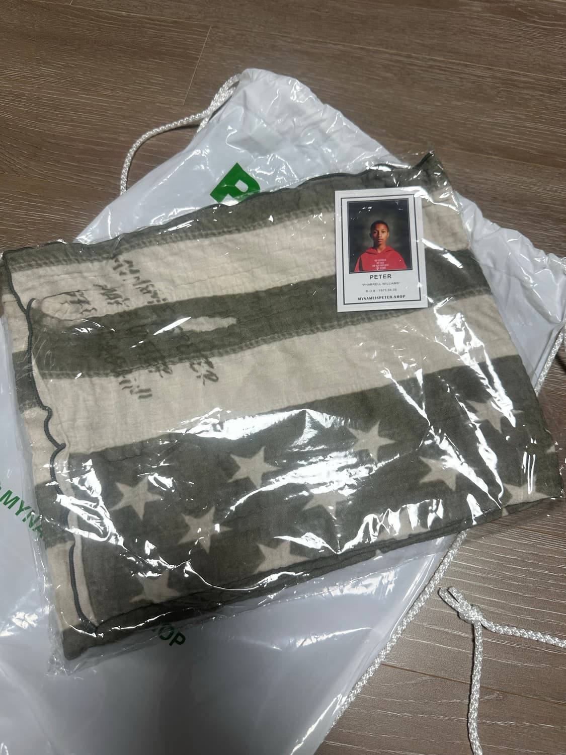 마이네임이즈피터 성조기 스카프 올리브 상품이미지1