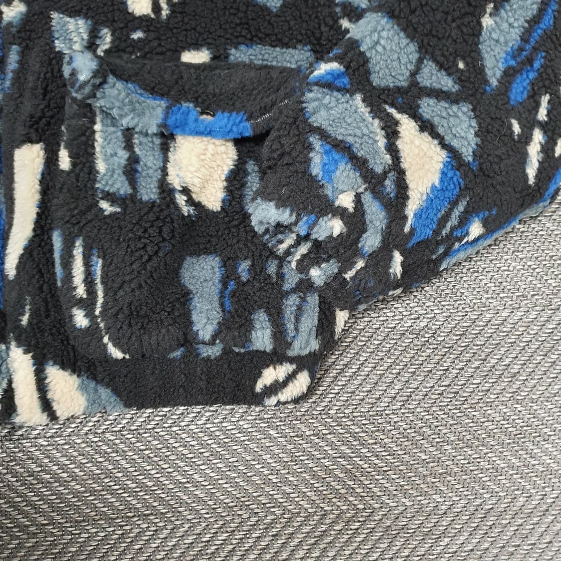 그래피디온마인드 누빔 후리스 집업자켓 남자105 상품이미지5