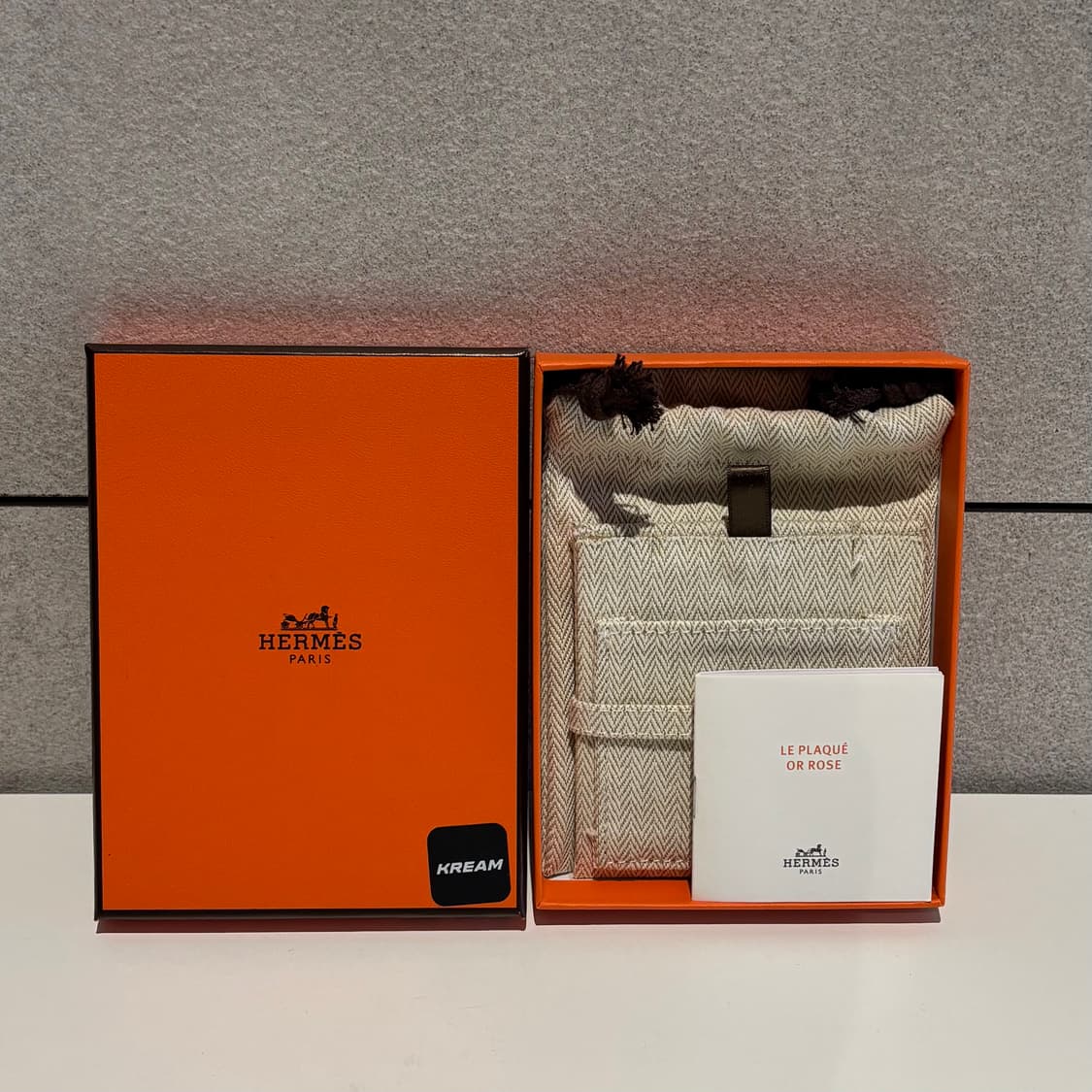 A+ L사이즈 에르메스 팝아슈 목걸이 화이트&실버 (박스/더스트) 상품이미지7