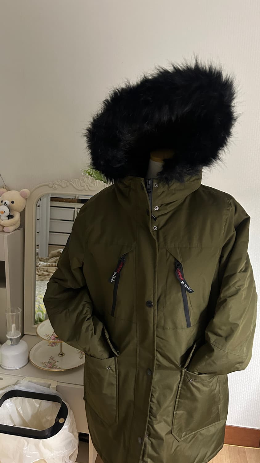 (정품) 캐나다웨더기어 퍼 후드 패딩팔아요 상품이미지2