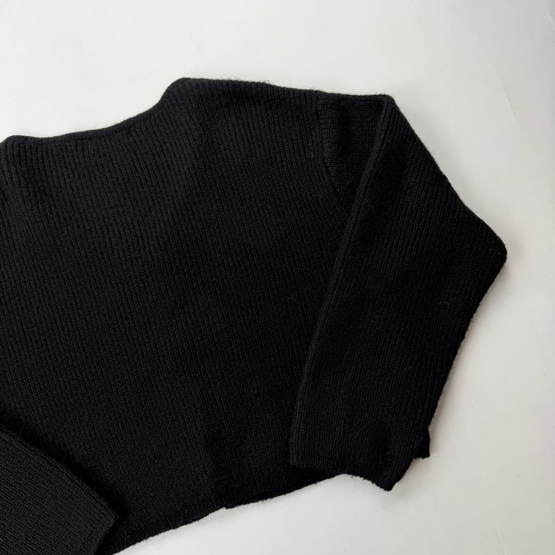 틸아이다이 버클 디테일 v넥 울 가디건 상품이미지10