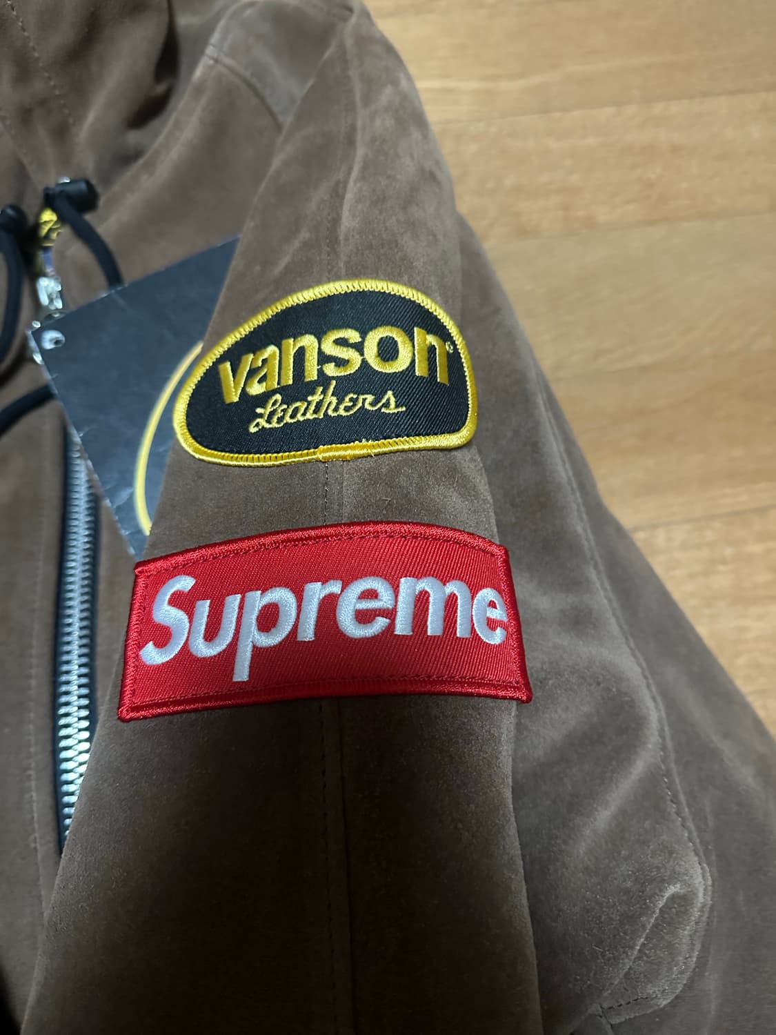 슈프림 x 밴슨 레더 후드 워크 자켓 스웨이드 - 24FW 상품이미지3