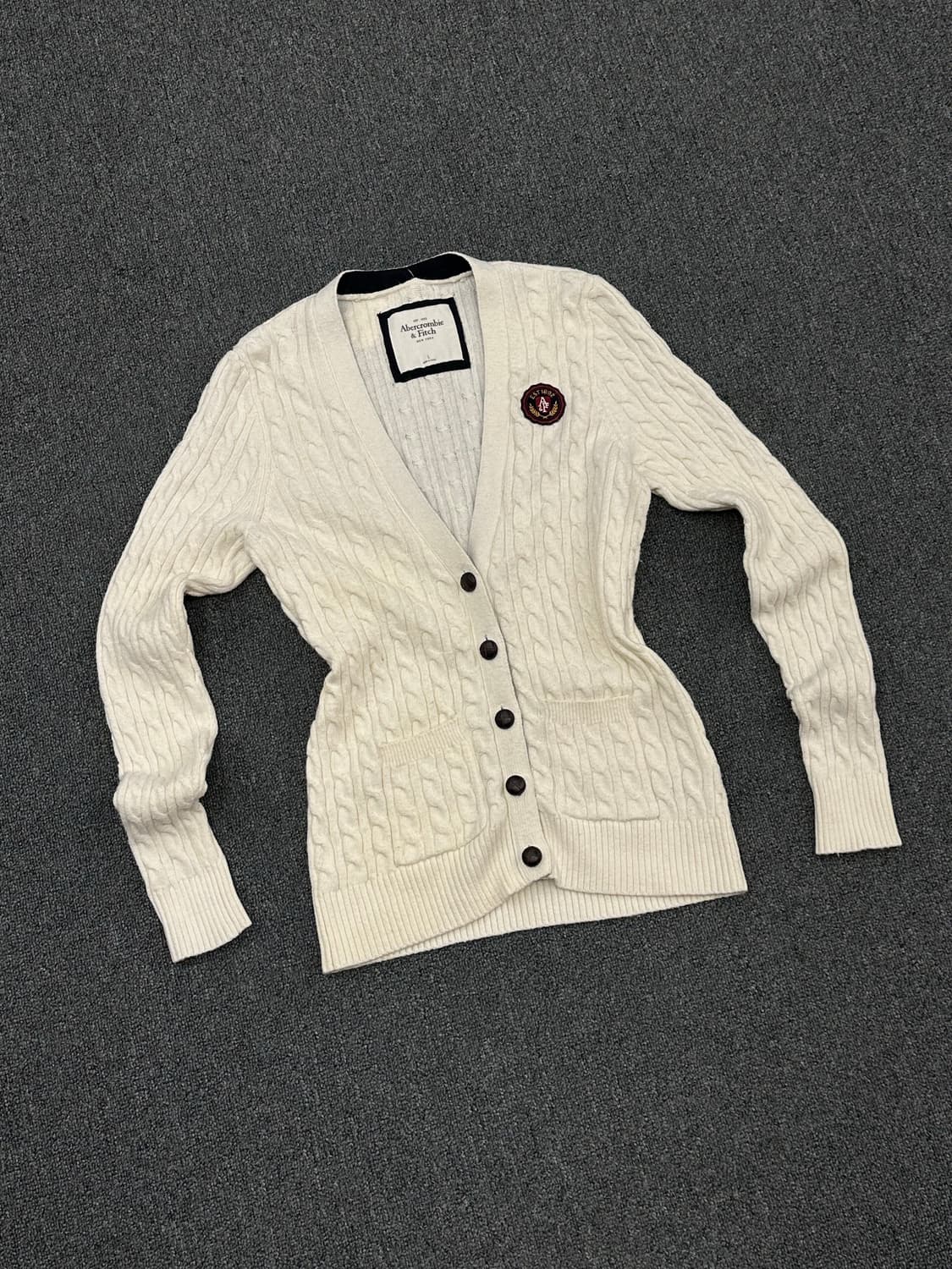 L)아베크롬비 로고 패치 브이넥 케이블 코튼 가디건 상품이미지1