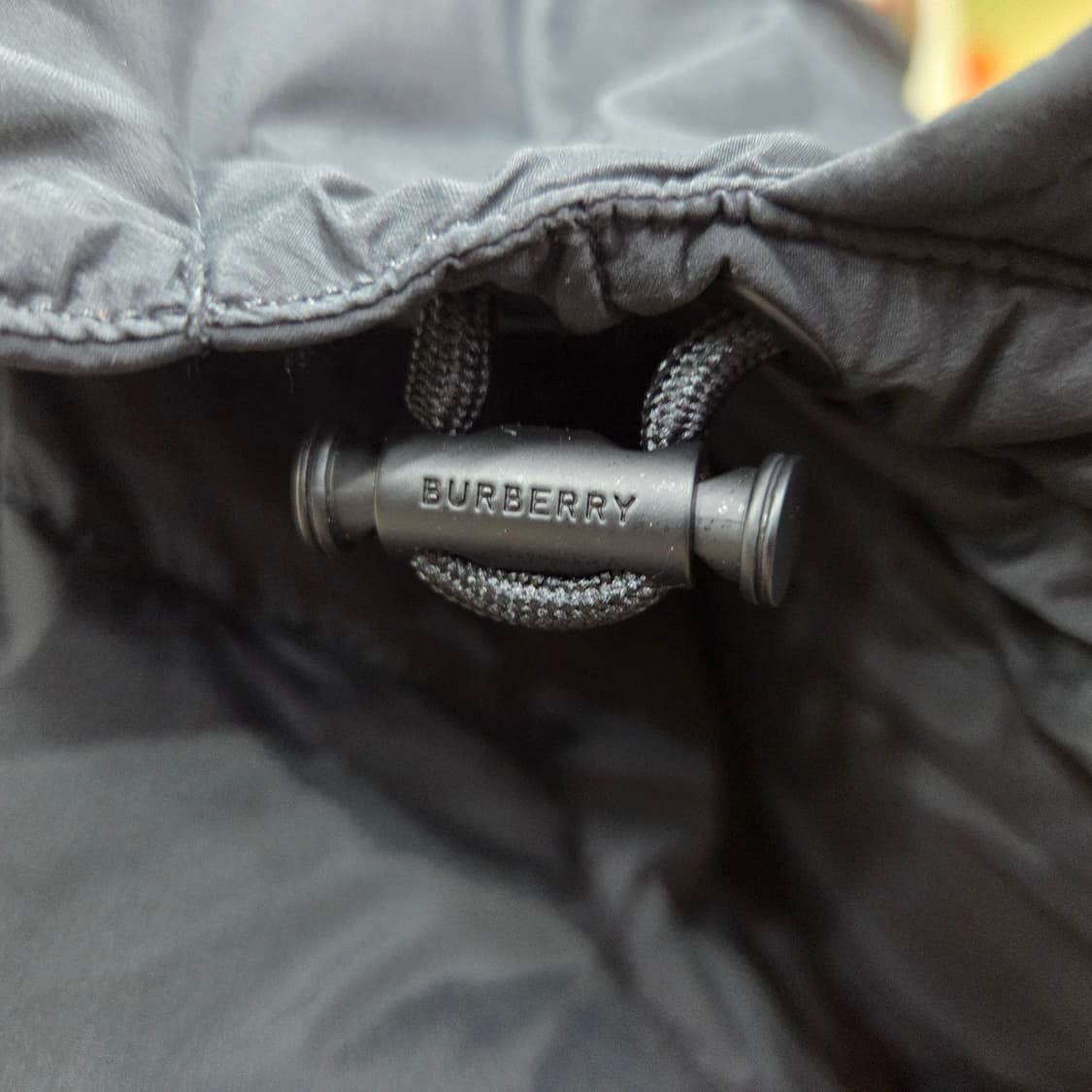 버버리 신상 구스패딩 코트 상품이미지7