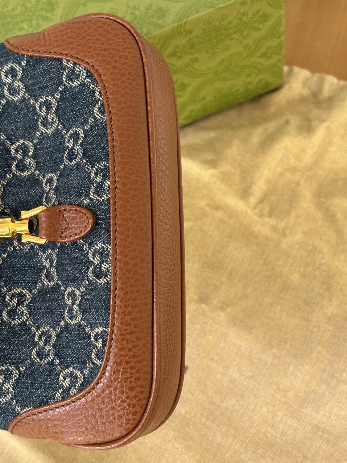 구찌 재키 데님 미니 호보백 상품이미지6