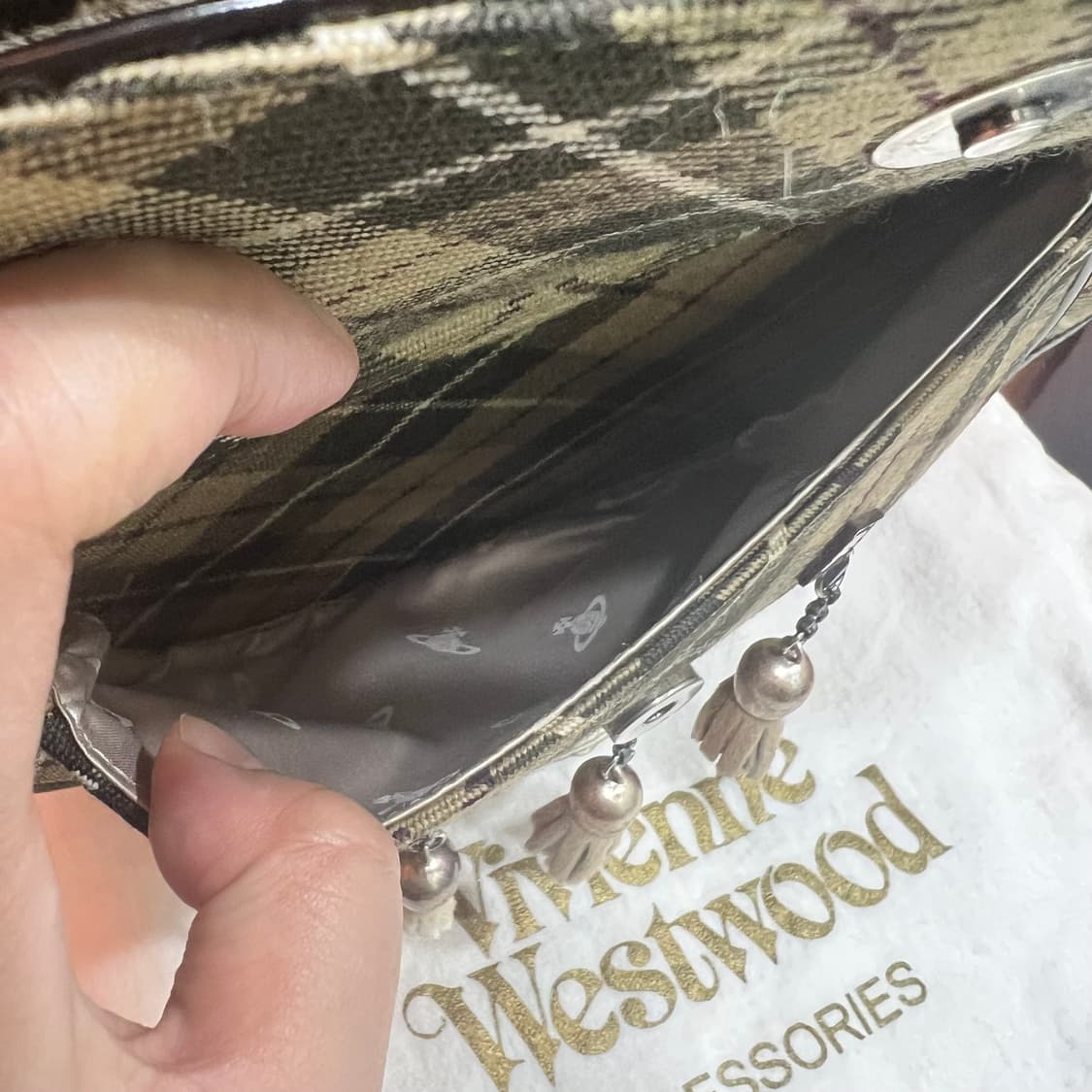 [정품] 비비안웨스트우드 타탄체크 캔버스 리얼 송치 토트백 상품이미지9