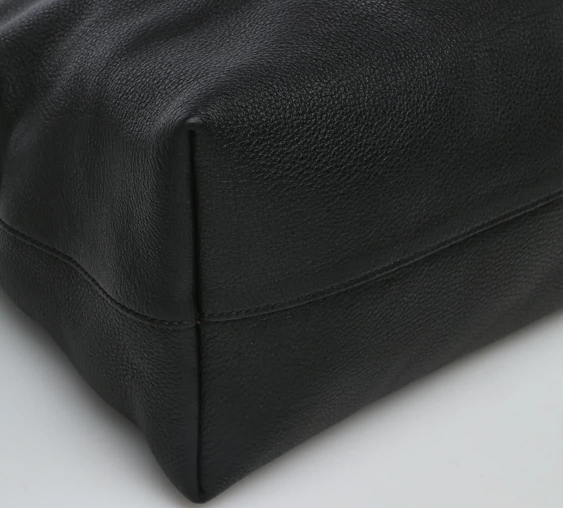 [S급] 프라다 비텔로 다이노 카프스킨 토트백 블랙 판매합니다!!! 상품이미지5