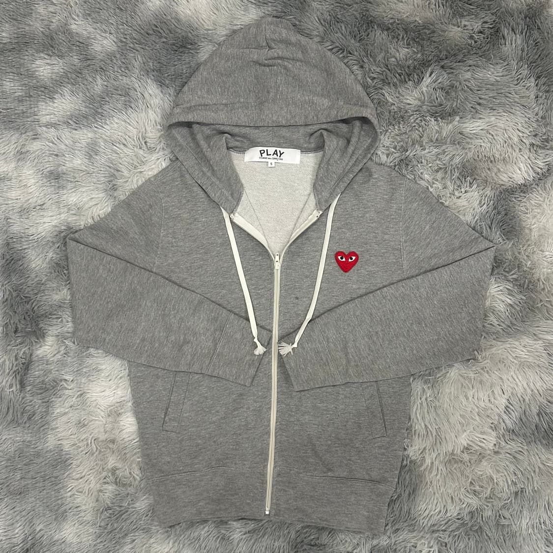 [S급/신형정품] 꼼데가르송 PLAY 후드집업 상품이미지1