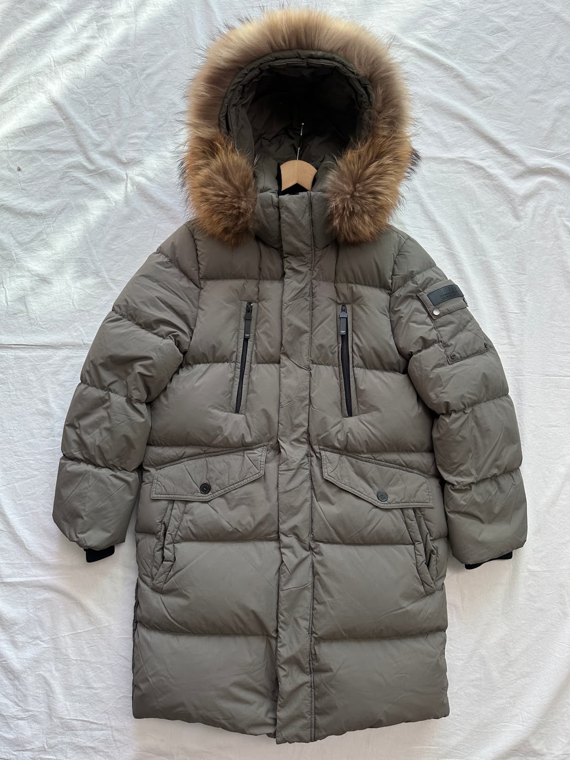 게스 구스다운 남성패딩 상품이미지1