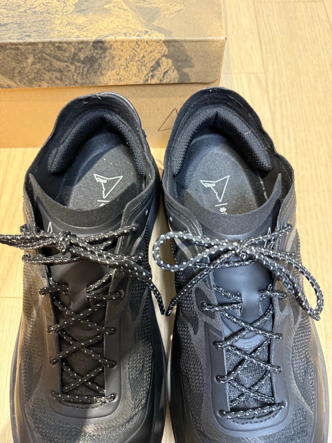 로아 셀라 42사이즈 상품이미지4